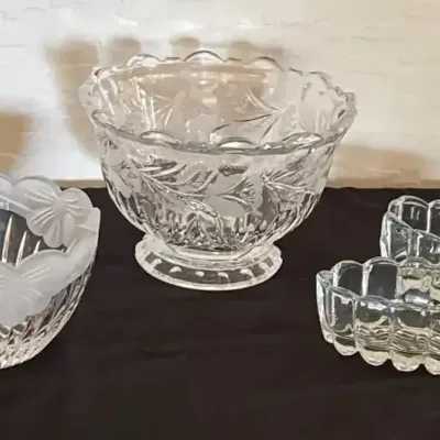 Glass Crystal Bowls - Etched Frosted Glass, Large Decor Bowl W/Flowers, Round W/Bows, 2 Oval Holders