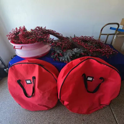 Holiday Wreaths & Garland With Carrying Cases