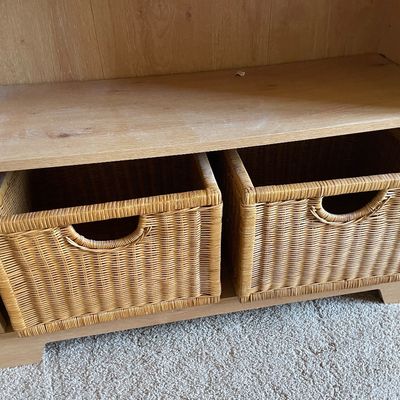 Sale Photo Thumbnail #296: Storage with baskets