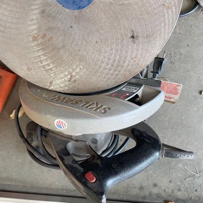 Sale Photo Thumbnail #523: Tools lot