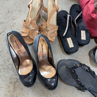 Sale Photo Thumbnail #451: Women’s shoes