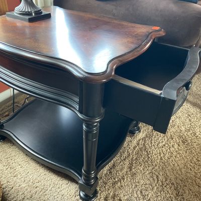 Sale Photo Thumbnail #60: Hooker brand end tables