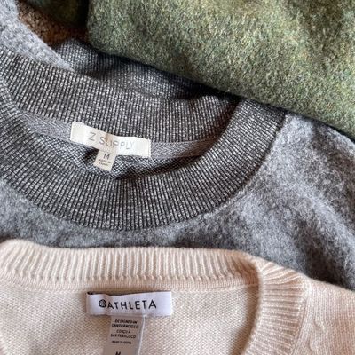 Sale Photo Thumbnail #321: Ladies sweaters