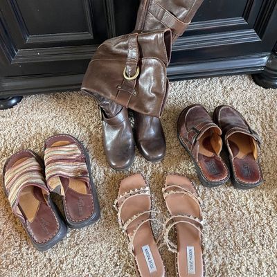 Sale Photo Thumbnail #136: The boots look like new
Shoes are in good shape
Either size 8 or 8.5