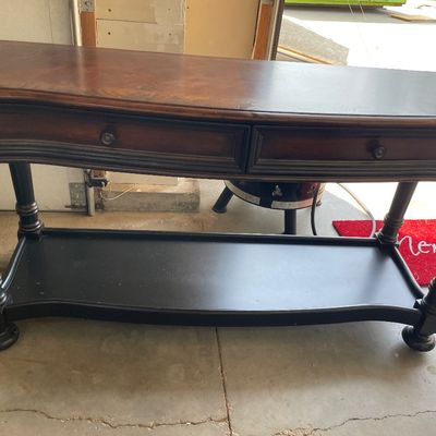 Sale Photo Thumbnail #503: Sofa table