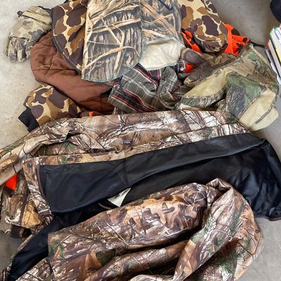 Sale Photo Thumbnail #438: Hunting clothes