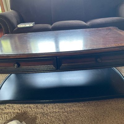 Sale Photo Thumbnail #75: Coffee table
