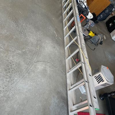 Sale Photo Thumbnail #526: I believe it’s 12’ ladder