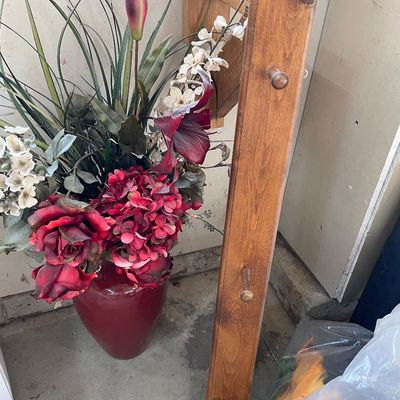Sale Photo Thumbnail #481: Vase with wall hanging pegs