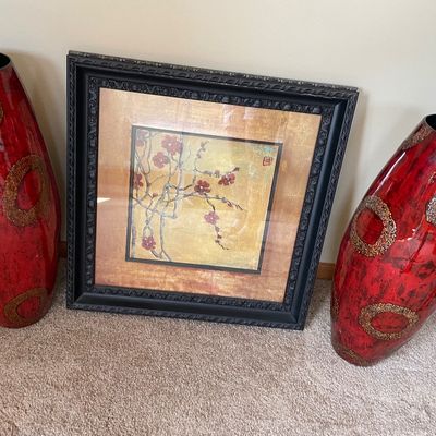 Sale Photo Thumbnail #330: 2 vases and pic