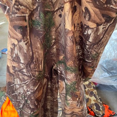 Sale Photo Thumbnail #444: Hunting clothes