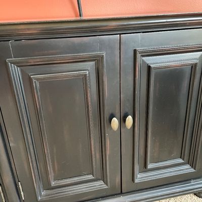 Sale Photo Thumbnail #44: Large black entertainment stand