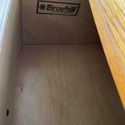 Sale Photo Thumbnail #253: Broyhill dresser