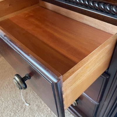 Sale Photo Thumbnail #367: Night stands