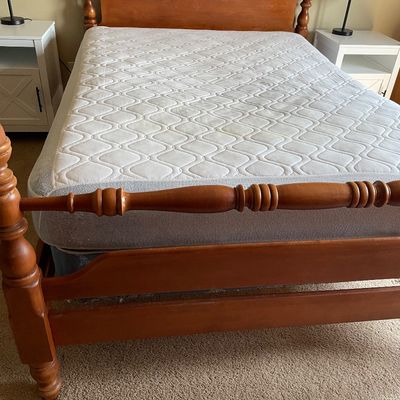 Sale Photo Thumbnail #260: Full bed with mattress