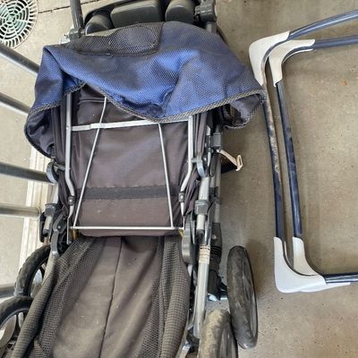 Sale Photo Thumbnail #531: Stroller, kitchen seat, swing