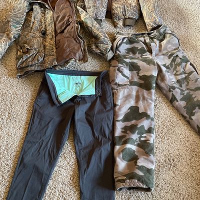 Sale Photo Thumbnail #81: Camo pants and coats