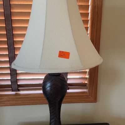 Sale Photo Thumbnail #362: Lamps