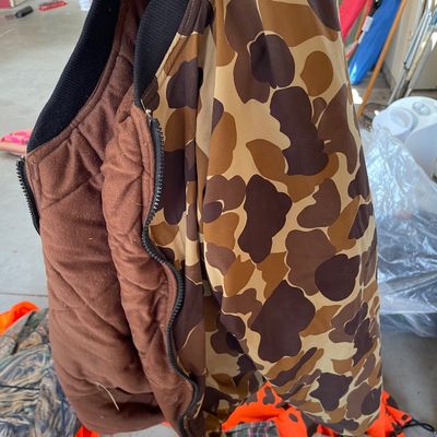 Sale Photo Thumbnail #445: Hunting clothes