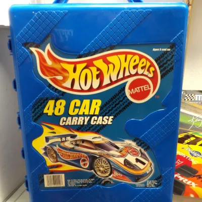 Sale Photo Thumbnail #449: Hot Wheels Case and Cars 