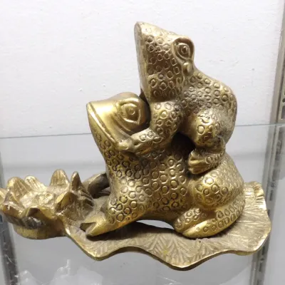 Sale Photo Thumbnail #396: Brass Frogs 