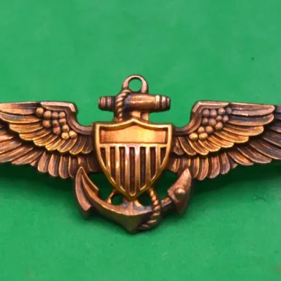 Sale Photo Thumbnail #274: Military Pin 