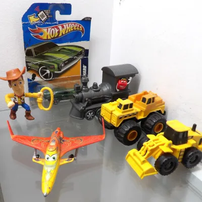 Sale Photo Thumbnail #358: Toys