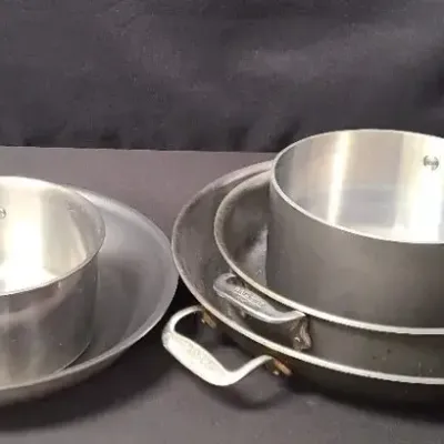 What's Cookin' Good Lookin' - All Clad & Calphalon Cookware