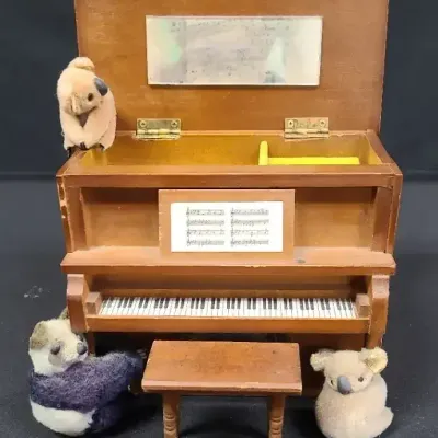Musical Piano Jewelry Box