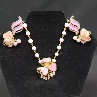 Pretty 'n Pink Quartz Inspired Necklace and Earrings
