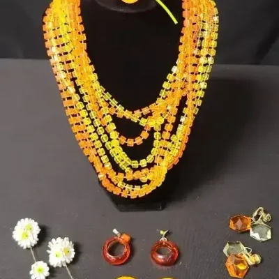 60's Sass & Class - Colorful Costume Jewelry With Retro Vibes 