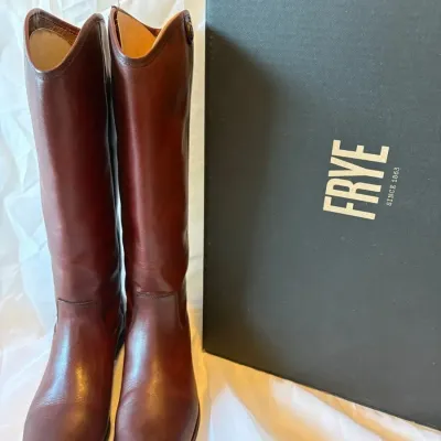Sale Photo Thumbnail #62: (NIB) Frye Melissa Button 2 Mahogany Size 8.5 Boots