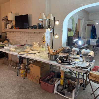 Estate sale photo