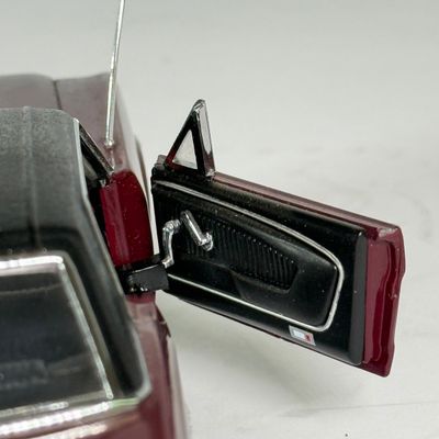 Sale Photo Thumbnail #352