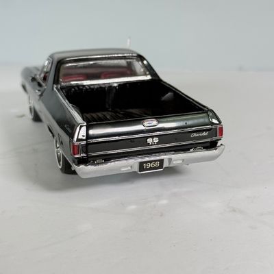 Sale Photo Thumbnail #330