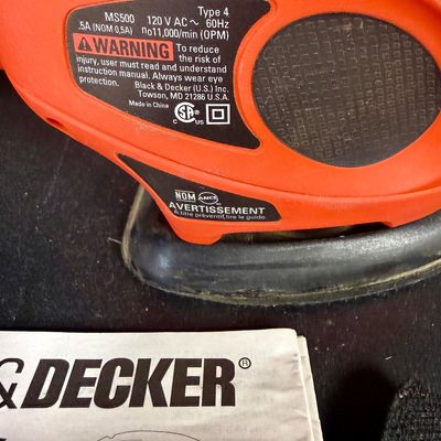 Sale Photo Thumbnail #178: Model MS500. Tested, runs strong and quiet. Riot includes sander, tip attachment, sanding/polishing pads, instruction booklet and carry case. Very good used condition.