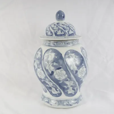 Chinese Blue & White Porcelain Ginger Jar with Swirling Ribbon Motif