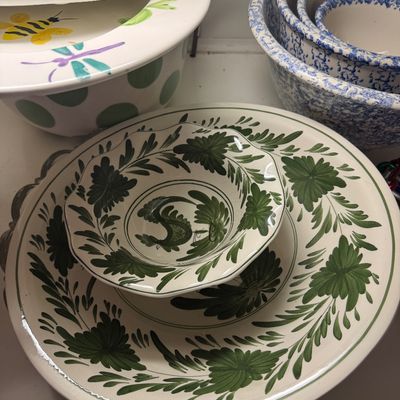 Sale Photo Thumbnail #8: Serving dishes