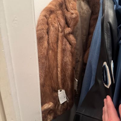Sale Photo Thumbnail #21: Mink coat