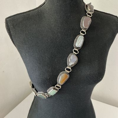 Gorgeous Vintage Silver Tone polished agate stone fashion belt