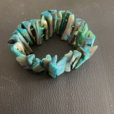 Very nice abalone Shell stretchy bracelet