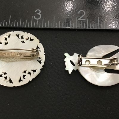 Beautiful Vintage Carved MOP Brooch