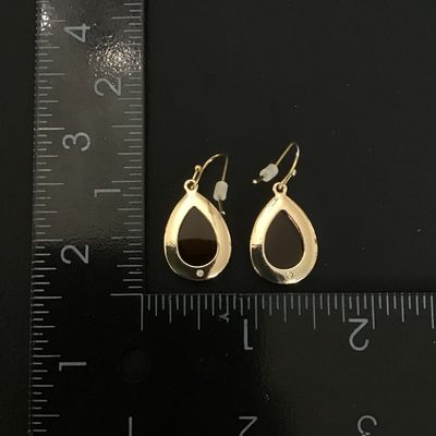 Pretty gold tone fashion earrings