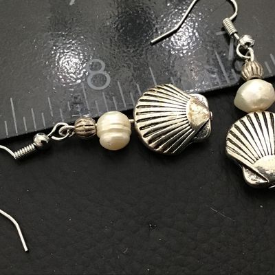 Pearl Shell Earrings