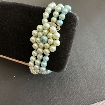 Beautiful Vintage Japan Faux Pearl Bracelet