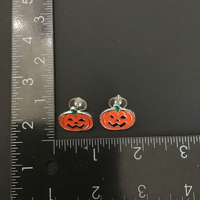 Cute enamel pumpkin stud Earrings