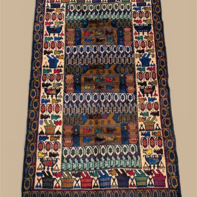 Colorful geometric patterned area rug