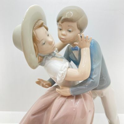 LOT 38: Lladro Porcelain Figurine "Precious Love" / "Waltz Time - No. 4856