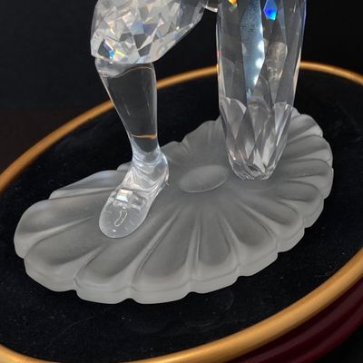 LOT 106: Swarovski Crystal SCS 2001 Annual Edition "Harlequin" Figurine on Stand