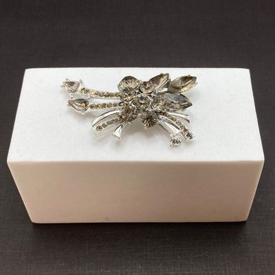 LOT 11: Silver Tone Vintage Brooch / Pin Collection - Dodds 11 West 30th St. Circa 1950's, JJ, Pewter and More